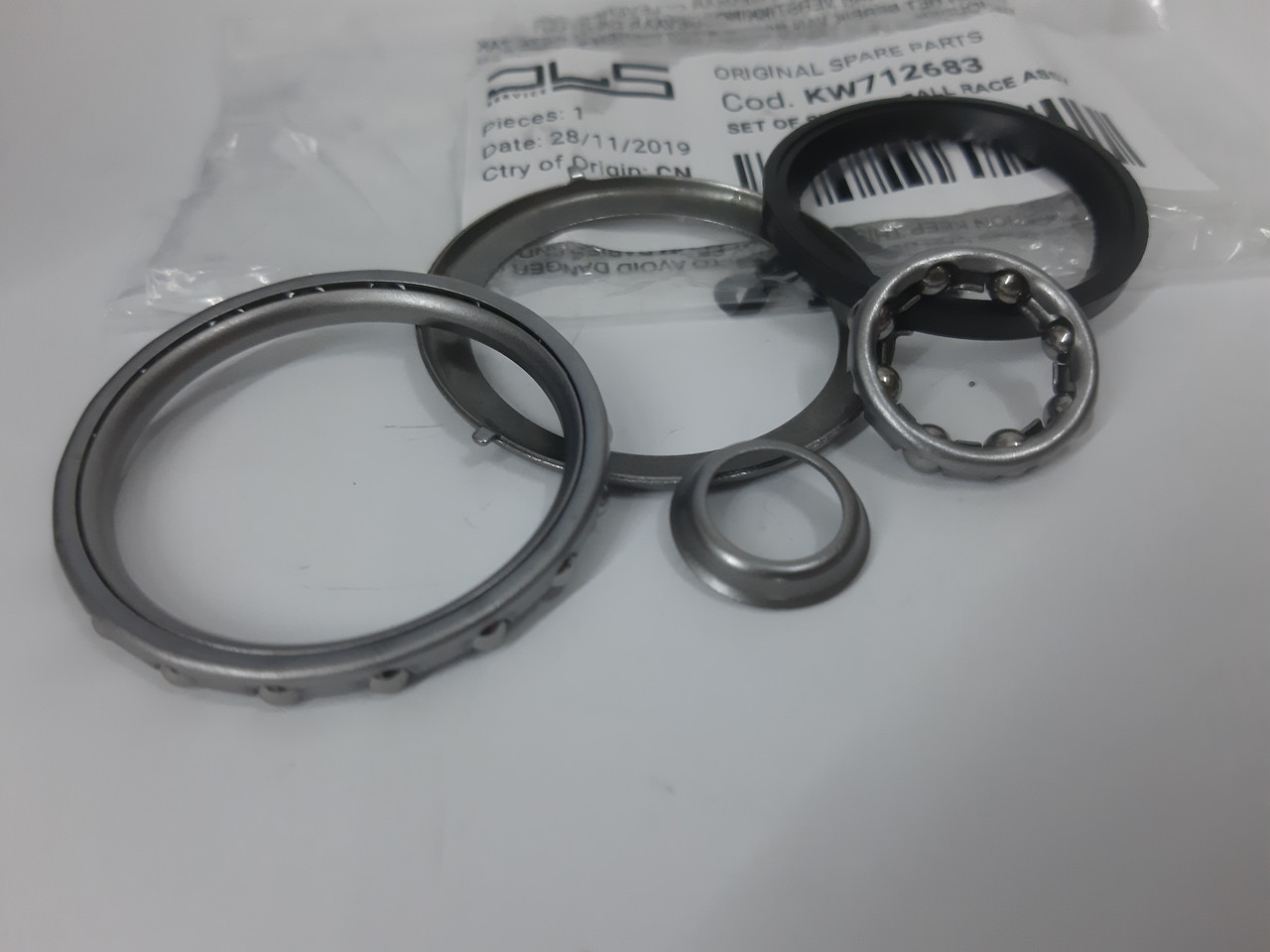 Набір кулькових підшипників KW712683 кух.комбайна Kenwood - Зображення 3