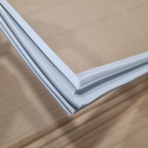 Ущільнювальна резина 5958261800 холодильника Beko